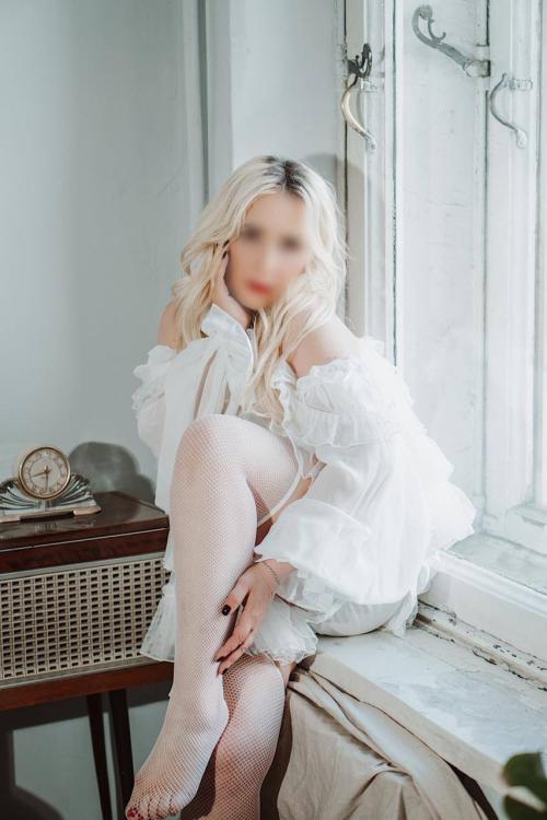 Проститутка София, СПб у метро Улица Дыбенко