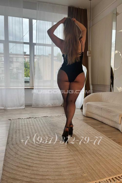 Проститутка Александра индивидуалка, СПб у метро Площадь Восстания