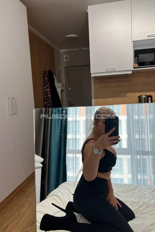 Проститутка Элис, в Питере у метро Озерки