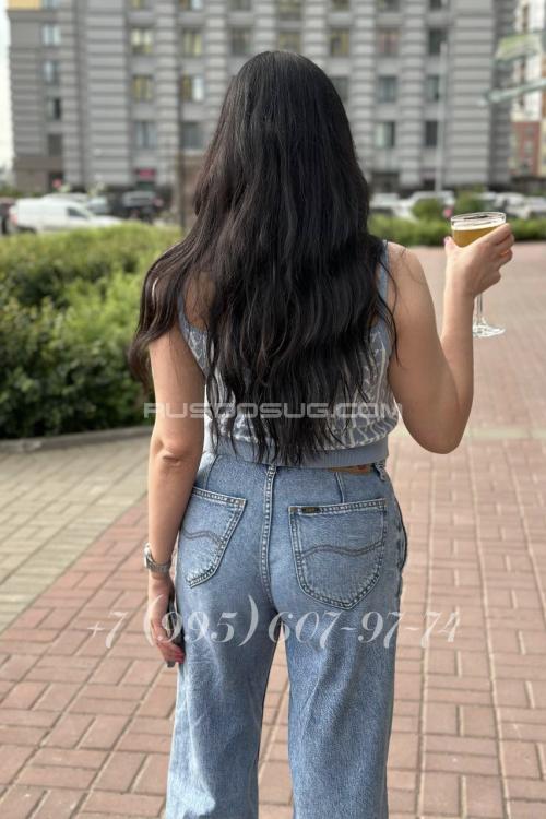 Проститутка Кира, Питера у метро Ладожская