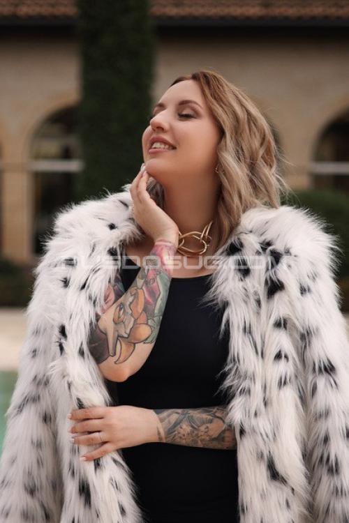 Проститутка Лиля, Питера у метро Проспект Просвещения