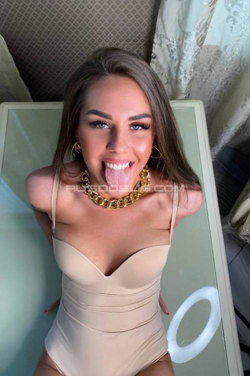 Проститутка Ксюша, Питера у метро Обводный канал