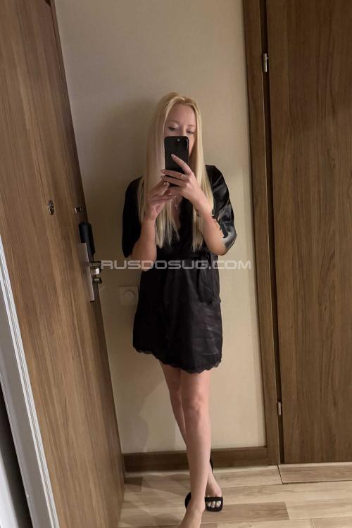 Проститутка Соня, Питера у метро Пионерская