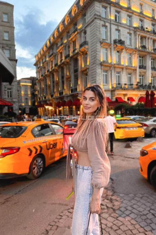 Проститутка Лера, СПб у метро Площадь Восстания