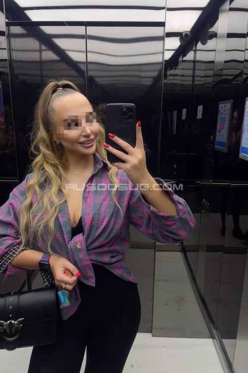 Проститутка Кристина, в Питере у метро Площадь Восстания