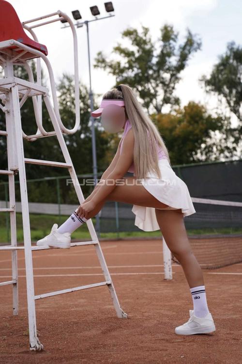 Проститутка Полли, СПб у метро Московская