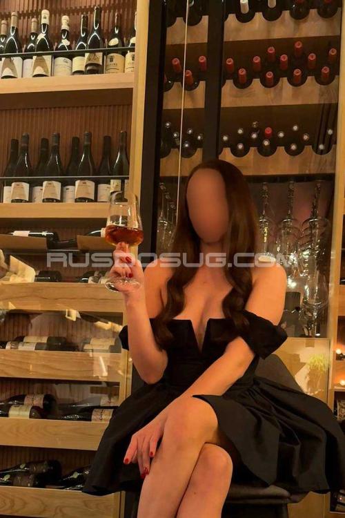 Проститутка Ева, в Питере у метро Чёрная речка