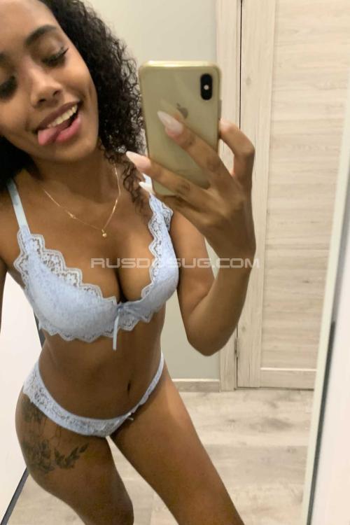 Проститутка Саманта, СПб у метро Московские ворота