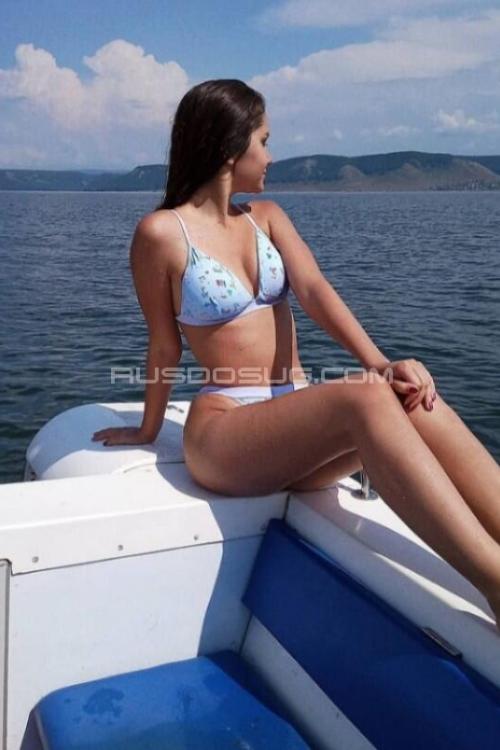 Проститутка Адель, Питера у метро Московская