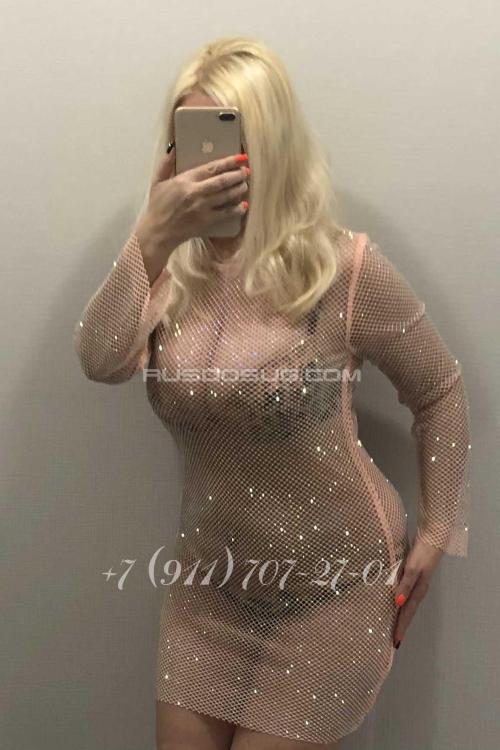 Проститутка Лера Индивидуально, Питера у метро Комендантский проспект