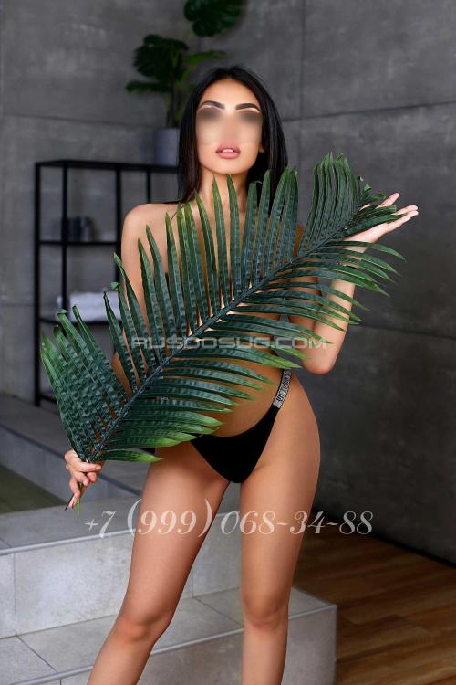 Проститутка Алина, СПб у метро Чёрная речка