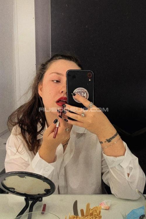 Проститутка Дорогие мужчины мне 20лет жду в гости) ), в Питере у метро Академическая