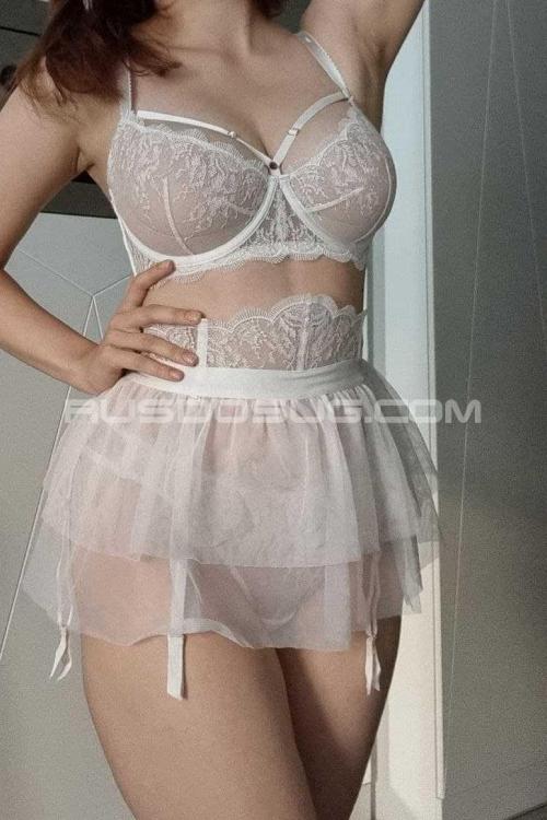 Проститутка Линочка, в Питере у метро Проспект Просвещения