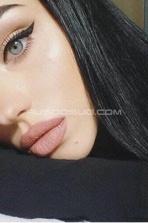 Проститутка Кристина Инди, Питера у метро Московская