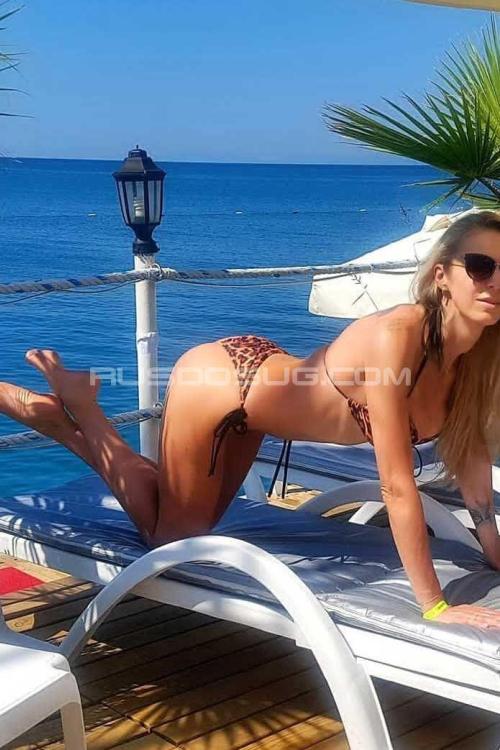 Проститутка Соня, в Питере у метро Купчино