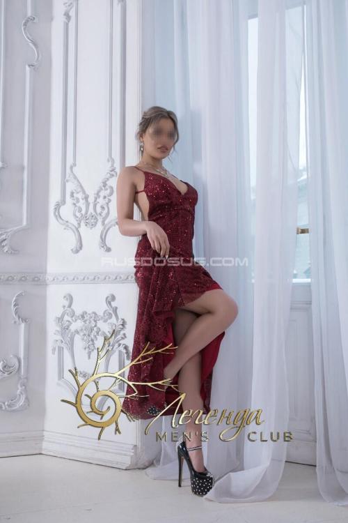 Проститутка Диана, в Питере у метро Маяковская