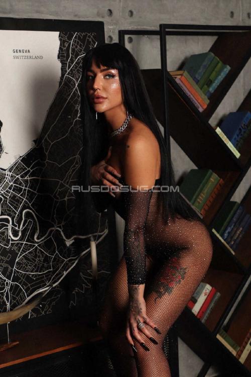 Проститутка Николь, в Питере у метро Невский проспект