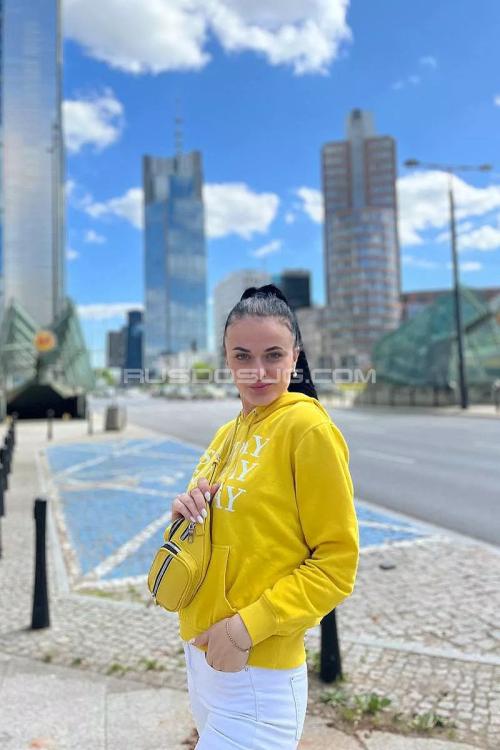 Проститутка Рита, Питера у метро Горьковская