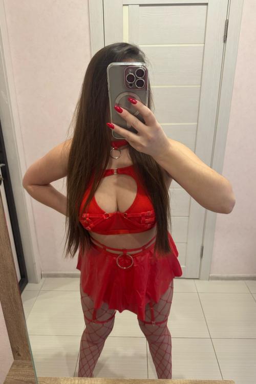 Проститутка Люда, Питера у метро Политехническая