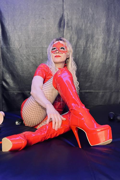 Проститутка Виктория, Питера у метро Площадь Восстания