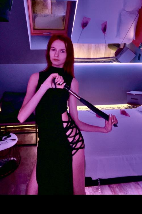 Проститутка Ровена ( Госпожа готова к сессиям), СПб у метро Звёздная