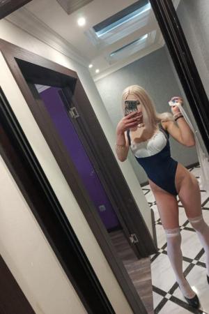 Проститутка Ева, в Питере у метро Политехническая