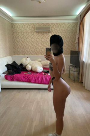 Проститутка Лида, Питера у метро Новочеркасская