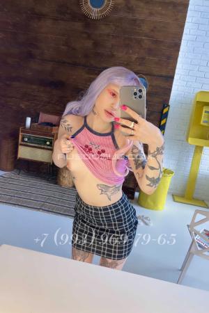 Проститутка Alice With Fire, Питера у метро Площадь Александра Невского