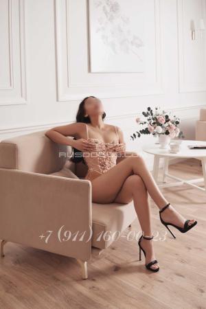 Проститутка Айя, в Питере у метро Приморская