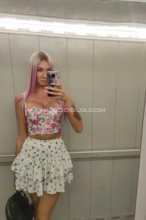 Проститутка Алёна Инди, Питера у метро Комендантский проспект