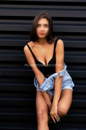 Проститутка Майя, в Питере у метро Московская