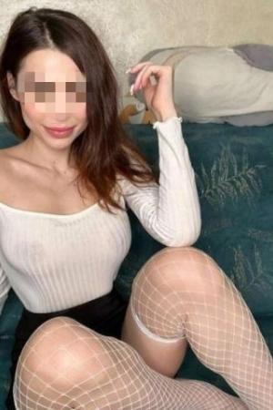 Проститутка Алиса Инди, Питера у метро Дунайская