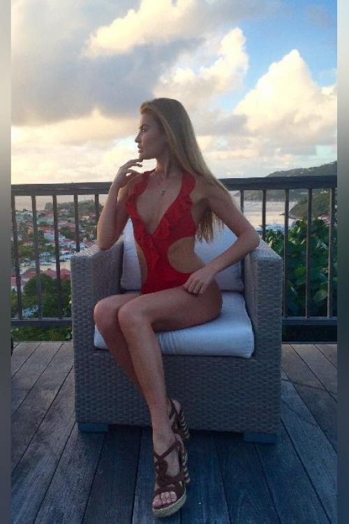 Бесплатные объявления Москвы | Мои трусики промокли помоги их снять.