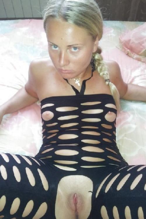 Частные объявления шлюх в Москве | Кто желает полизать мой персик и кончить в