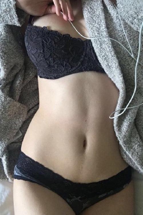 Доска Интим объявлений в Москве | Безумная и страстная красотка приглашает)