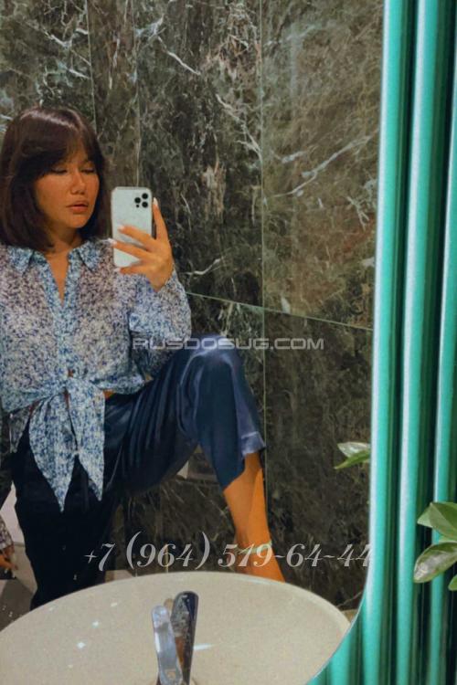 Проститутка Хельга, Москва у метро Достоевская