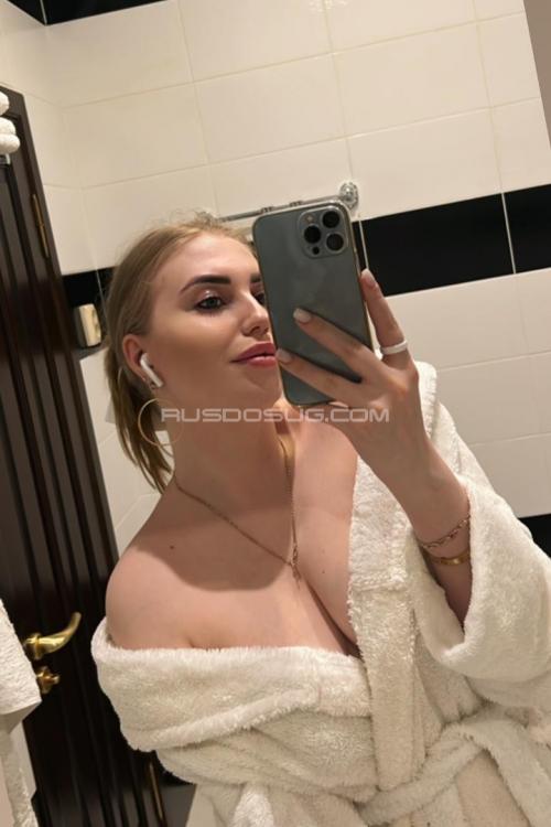 Проститутка Милана, Москвы у метро Юго-Западная Проститутка Милана, Москвы у метро Юго-Западная