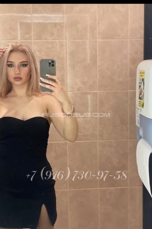 Проститутка Милана, Москва у метро Смоленская