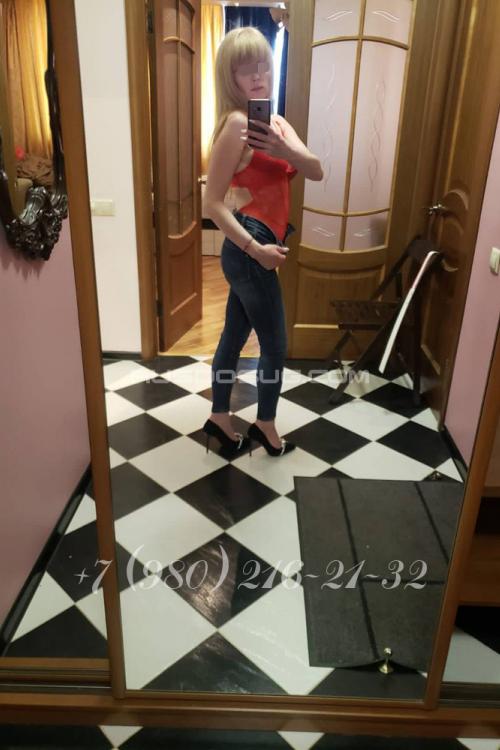 Проститутка Алиса, в Москве у метро Тульская