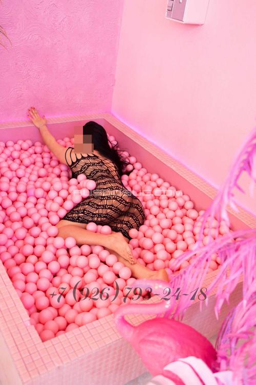 Проститутка Ева, Москва у метро Домодедовская