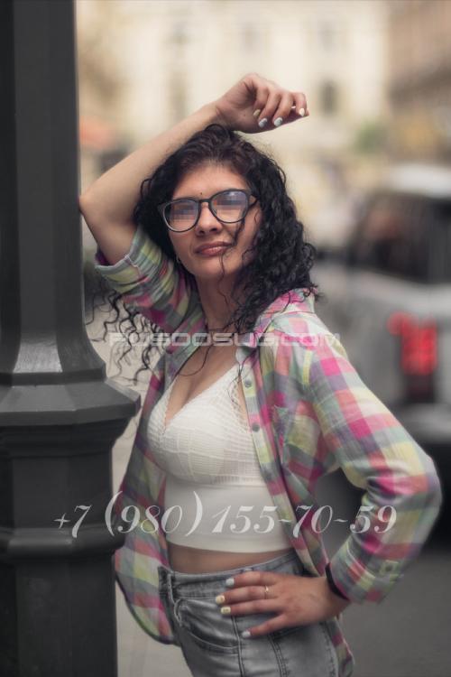 Проститутка Алина Лав, в Москве у метро Достоевская