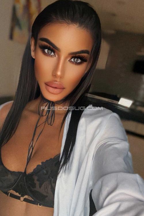 Проститутка Яна, в Москве у метро Киевская