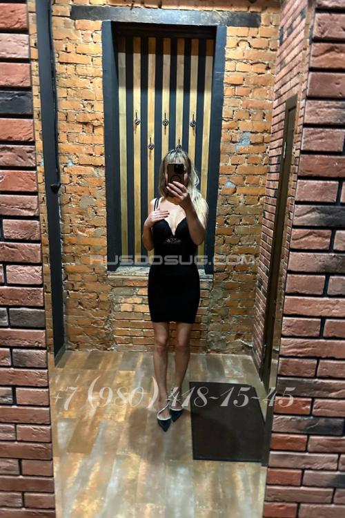 Проститутка Лена, в Москве у метро Маяковская