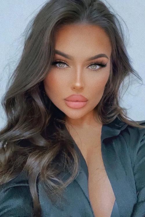 Проститутка Екатерина, Москва у метро Павелецкая Проститутка Екатерина, Москва у метро Павелецкая