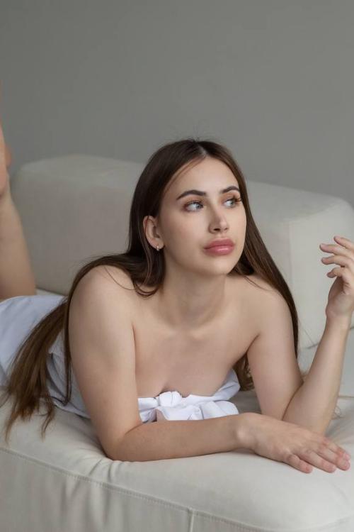 Проститутка Агния, в Москве у метро Октябрьское Поле