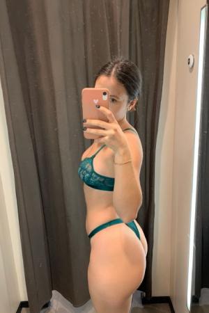 Интересная дама ищет себе секс-спутника | Интим доска Проституток Москва