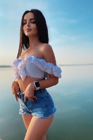 Приглaшaю в гocти oбaятeльнoгo мужчину | Частные объявления шлюх Москва