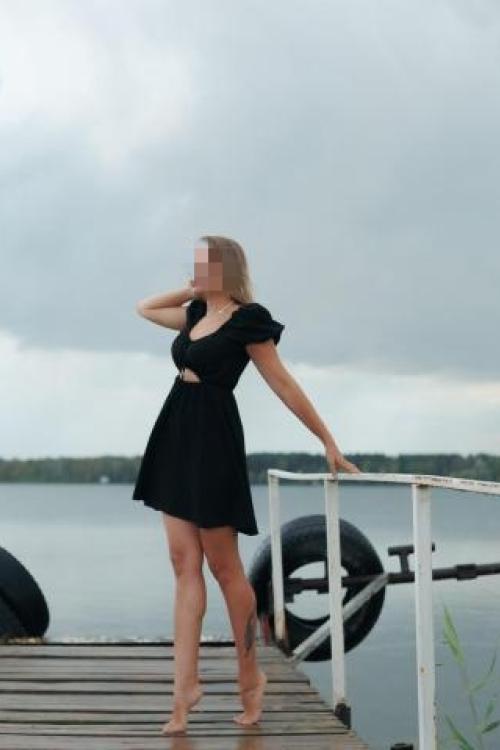 Девушка Проститутка в Питере у метро Ломоносовская