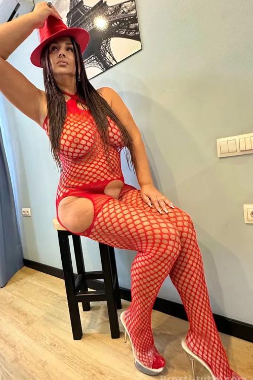 Девушка Проститутка в Питере у метро Гражданский проспект