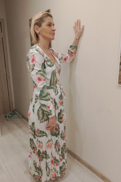 Девушка Проститутка в Питере у метро Чёрная речка